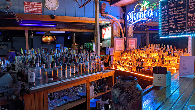 Foghorns Bar and Package in PCB